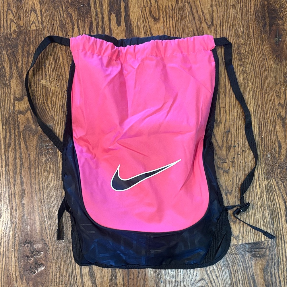 Nike Fuchsia and Black Sports Sack